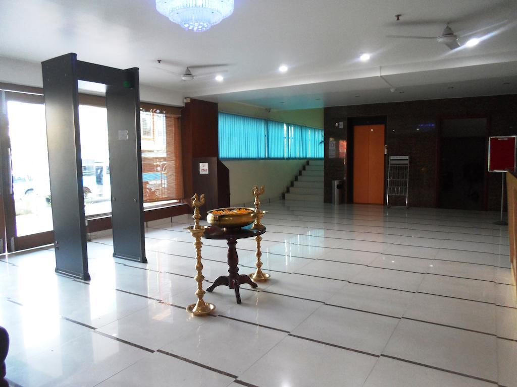 Psr Hotel Tirupati Exterior photo